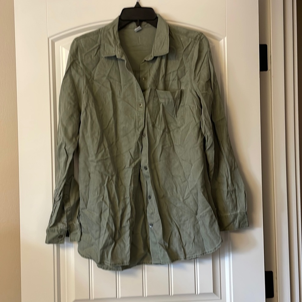 Old Navy button up. Medium.